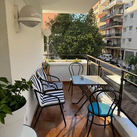 Apartamento Con Piscina, A 100M De La Playa