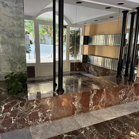 Apartamento Con Piscina, A 100M De La Playa Appartamento Lloret de Mar