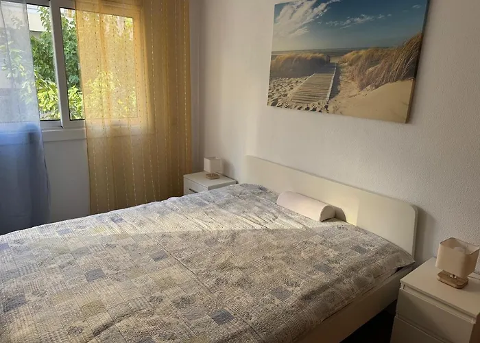 Apartamento Con Piscina, A 100M De La Playa * Льорет-де-Мар